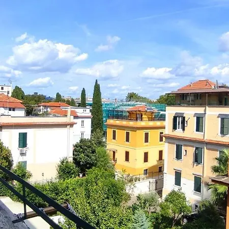 Apartment Monteverde - Stazione Trastevere Bright Loft Up To 5 Guests