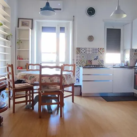 Monteverde - Stazione Trastevere Bright Loft Up To 5 Guests 아파트 로마